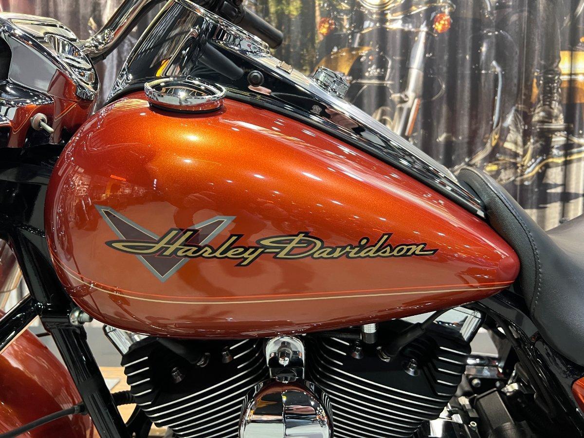2011 HARLEY-DAVIDSON FLHR ROAD KING CRUISER