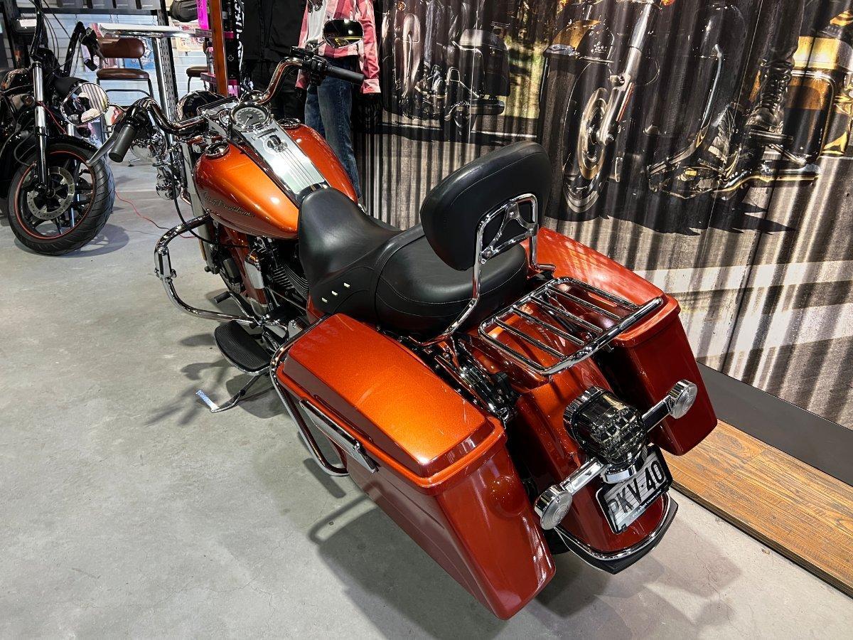 2011 HARLEY-DAVIDSON FLHR ROAD KING CRUISER