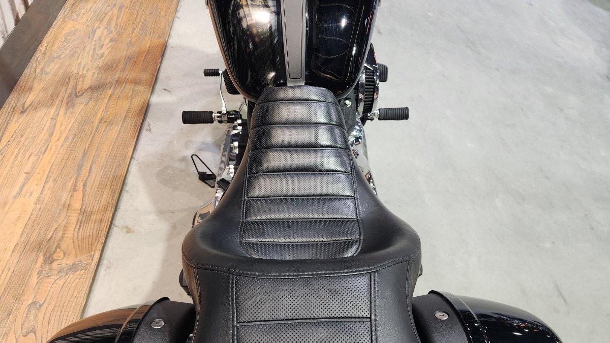 2020 HARLEY-DAVIDSON FLSB SPORT GLIDE CRUISER