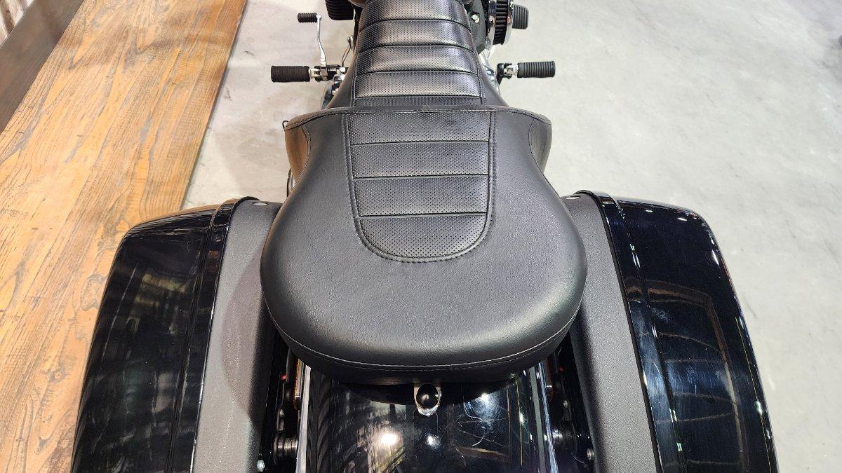 2020 HARLEY-DAVIDSON FLSB SPORT GLIDE CRUISER