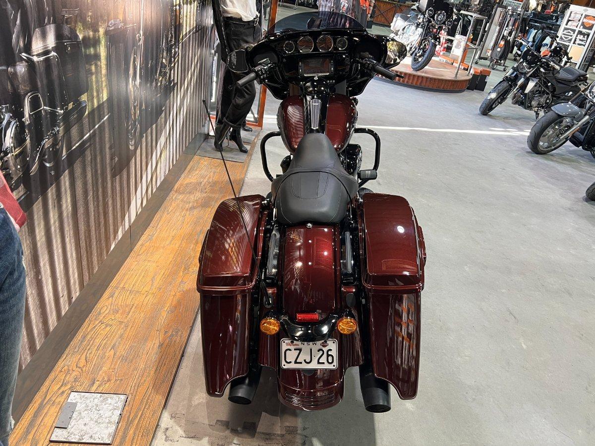 2018 HARLEY-DAVIDSON FLHXS STREET GLIDE SPECIAL CRUISER