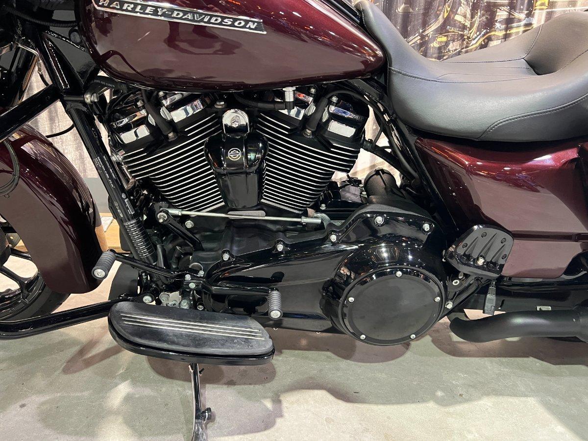 2018 HARLEY-DAVIDSON FLHXS STREET GLIDE SPECIAL CRUISER