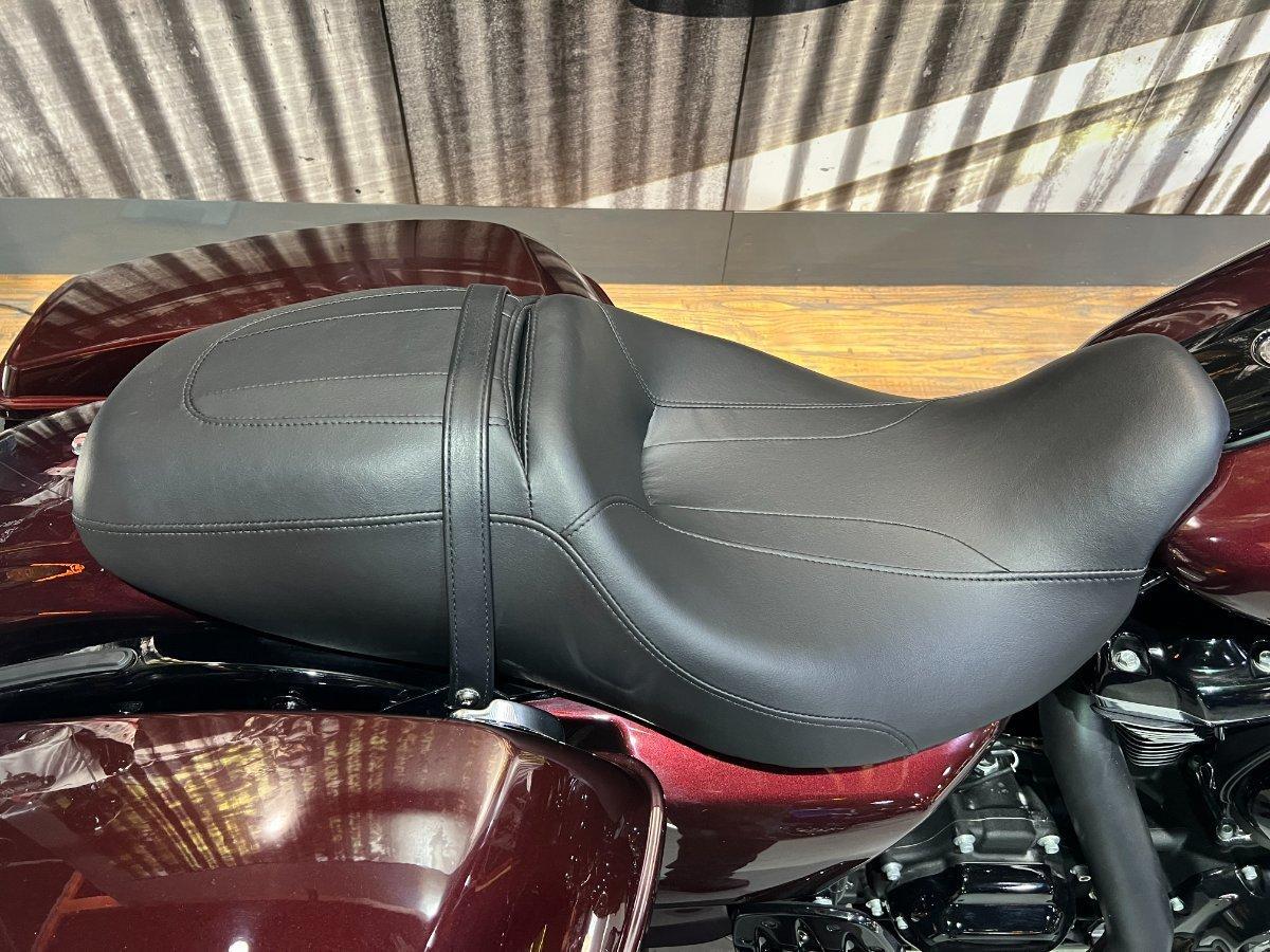 2018 HARLEY-DAVIDSON FLHXS STREET GLIDE SPECIAL CRUISER