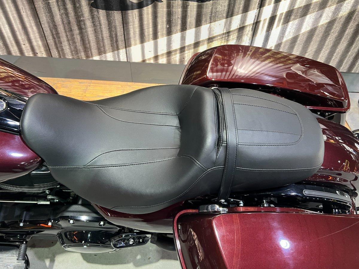 2018 HARLEY-DAVIDSON FLHXS STREET GLIDE SPECIAL CRUISER