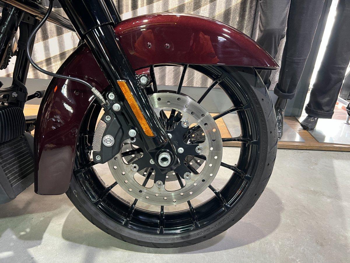 2018 HARLEY-DAVIDSON FLHXS STREET GLIDE SPECIAL CRUISER