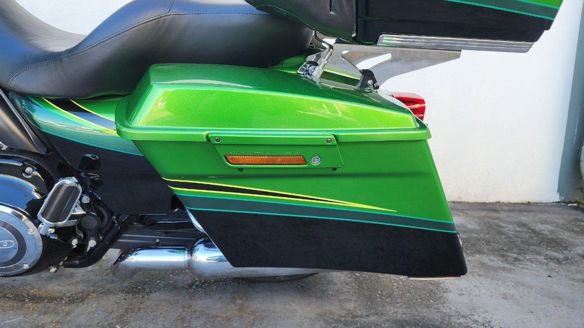 2011 HARLEY-DAVIDSON FLHXSE2 CVO STREET GLIDE CRUISER