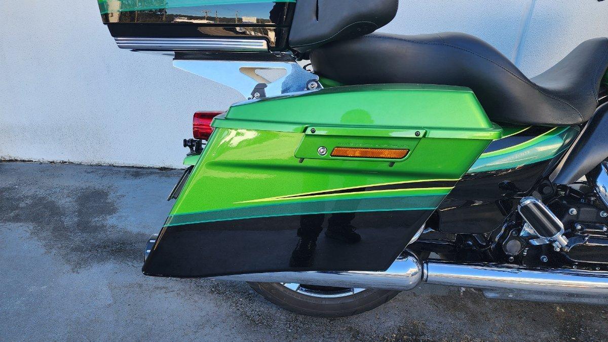 2011 HARLEY-DAVIDSON FLHXSE2 CVO STREET GLIDE CRUISER