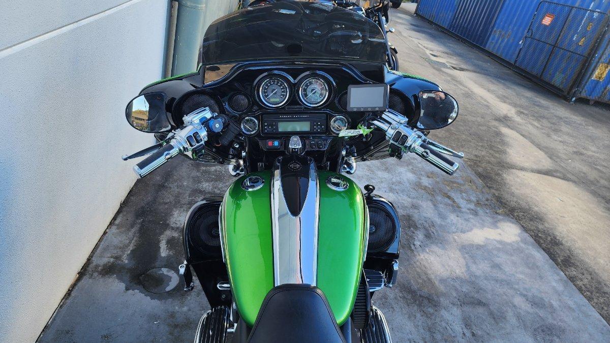 2011 HARLEY-DAVIDSON FLHXSE2 CVO STREET GLIDE CRUISER
