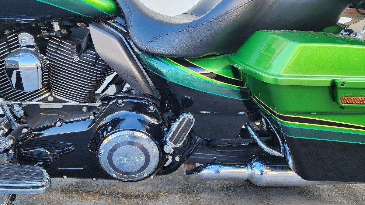 2011 HARLEY-DAVIDSON FLHXSE2 CVO STREET GLIDE CRUISER