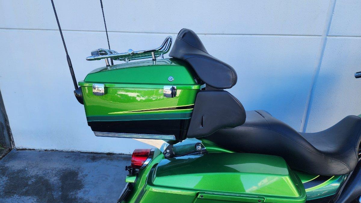 2011 HARLEY-DAVIDSON FLHXSE2 CVO STREET GLIDE CRUISER