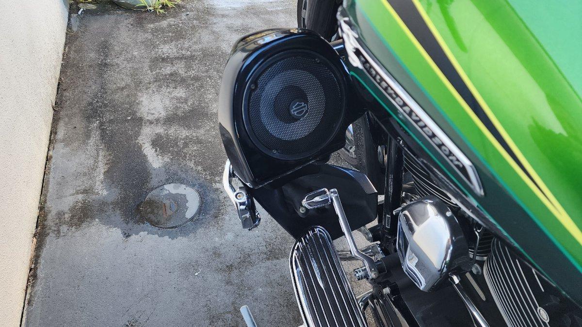 2011 HARLEY-DAVIDSON FLHXSE2 CVO STREET GLIDE CRUISER