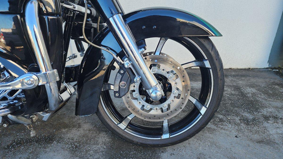 2011 HARLEY-DAVIDSON FLHXSE2 CVO STREET GLIDE CRUISER