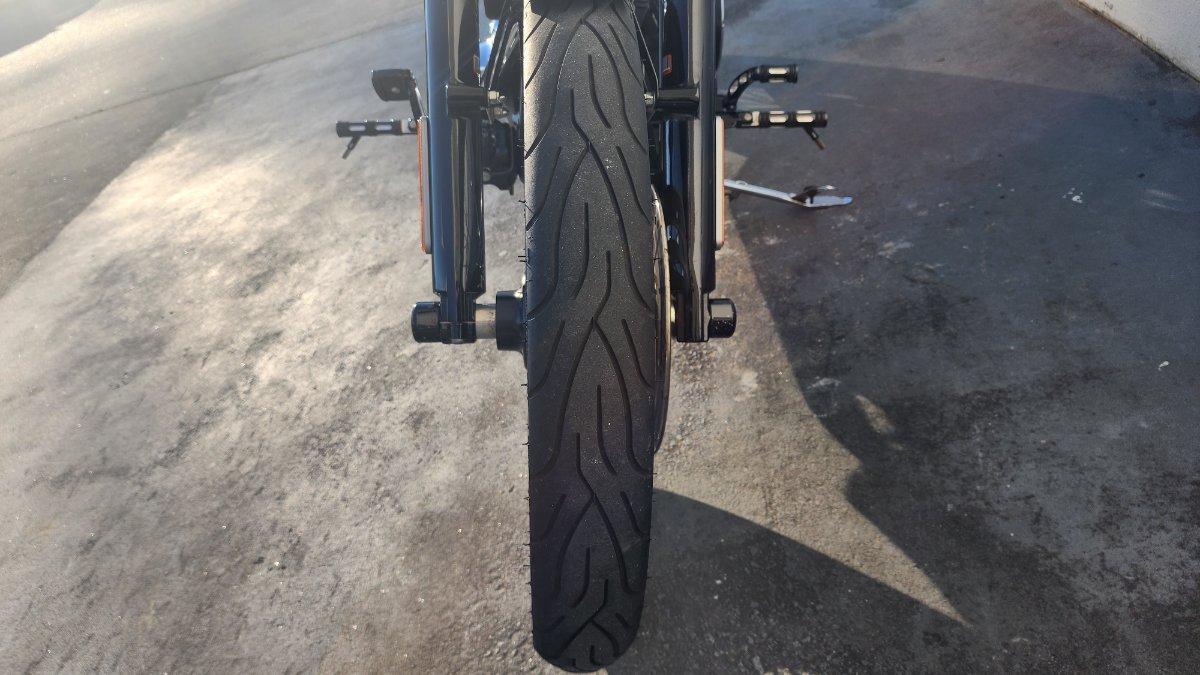 2011 HARLEY-DAVIDSON FXS BLACKLINE CRUISER