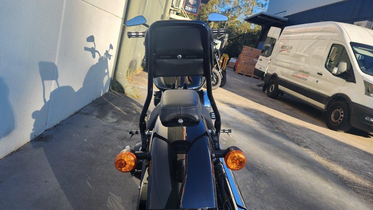 2011 HARLEY-DAVIDSON FXS BLACKLINE CRUISER