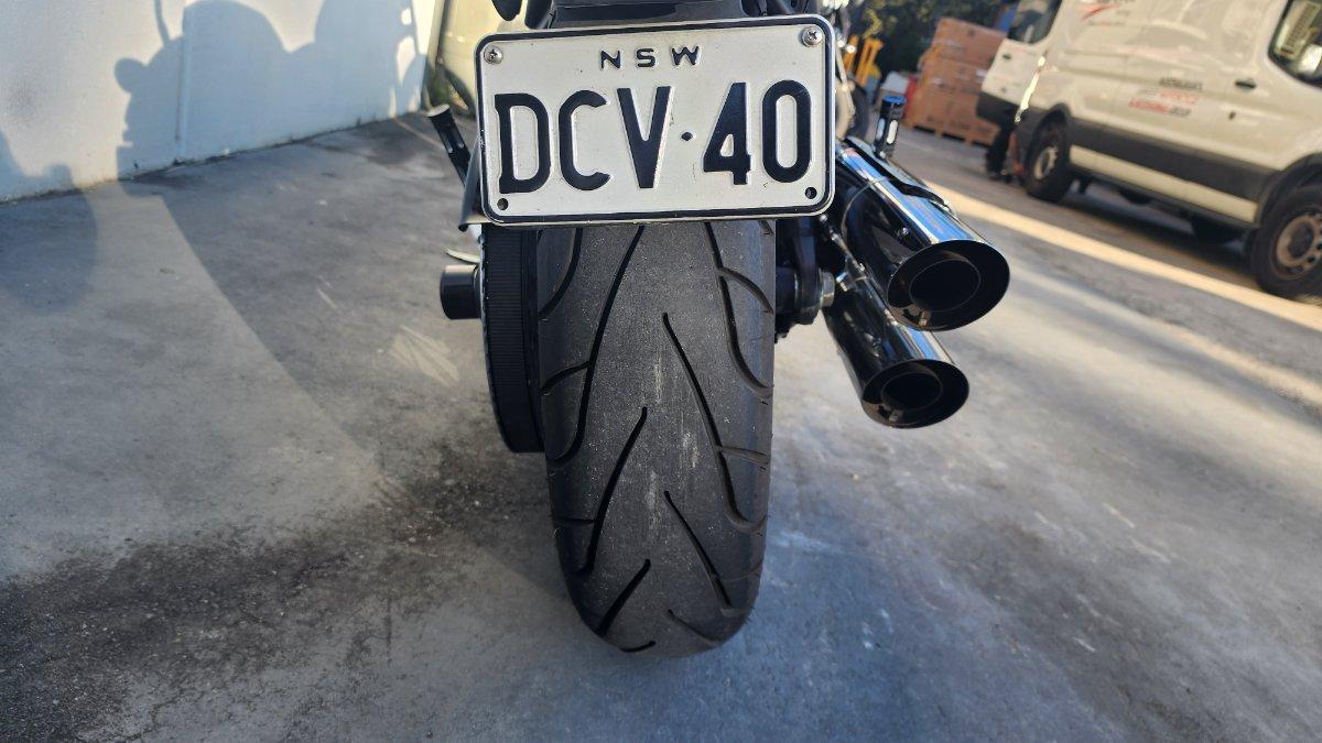 2011 HARLEY-DAVIDSON FXS BLACKLINE CRUISER