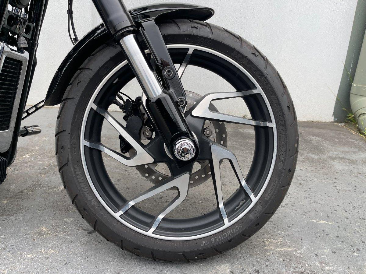 2018 HARLEY-DAVIDSON FLSB SPORT GLIDE CRUISER