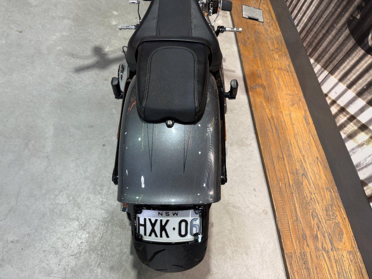2021 HARLEY-DAVIDSON FXBRS BREAKOUT (114) CRUISER
