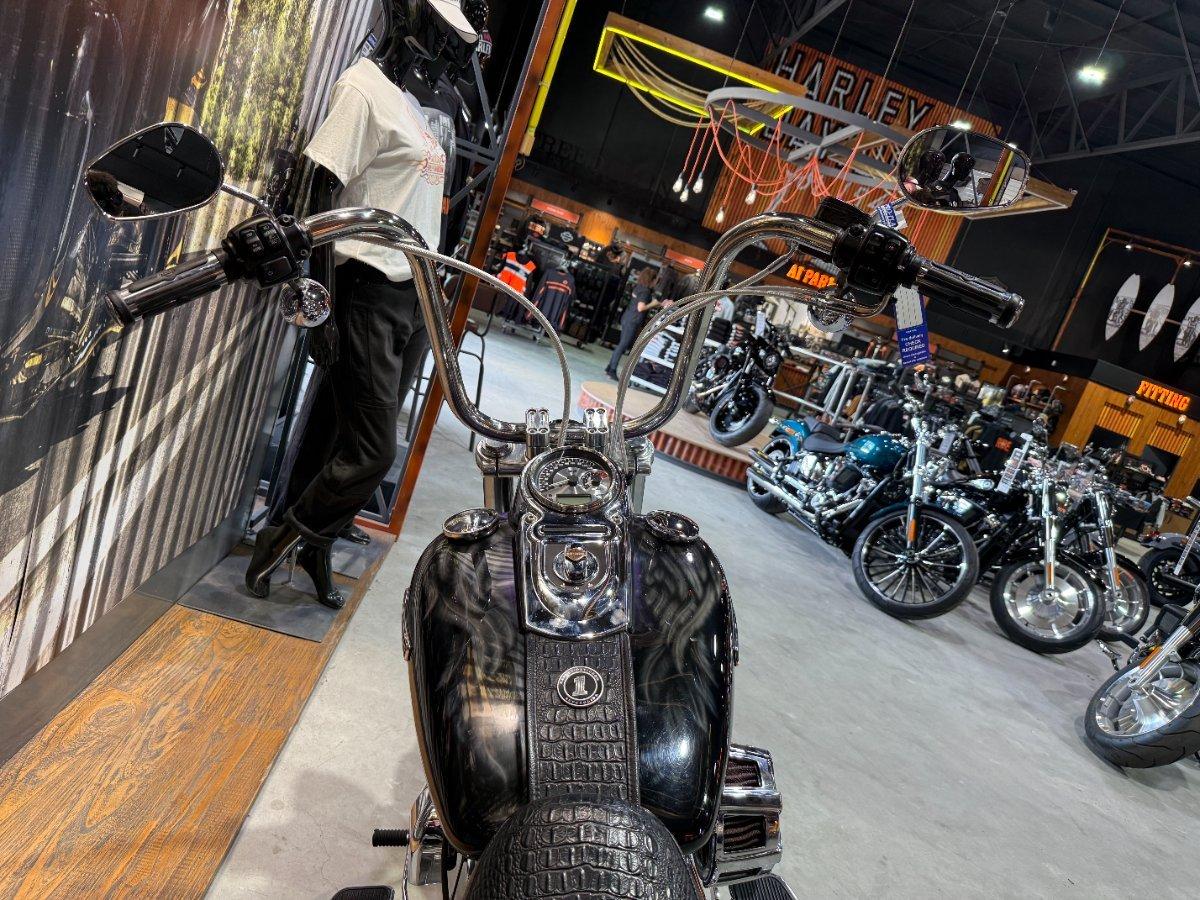 2012 HARLEY-DAVIDSON FXDC DYNA SUPER GLIDE CUSTOM CRUISER