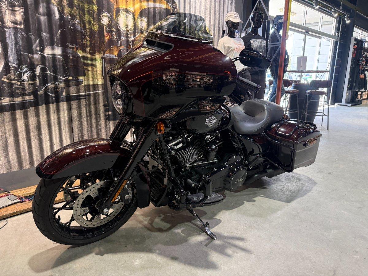 2022 HARLEY-DAVIDSON FLHXS STREET GLIDE SPECIAL CRUISER