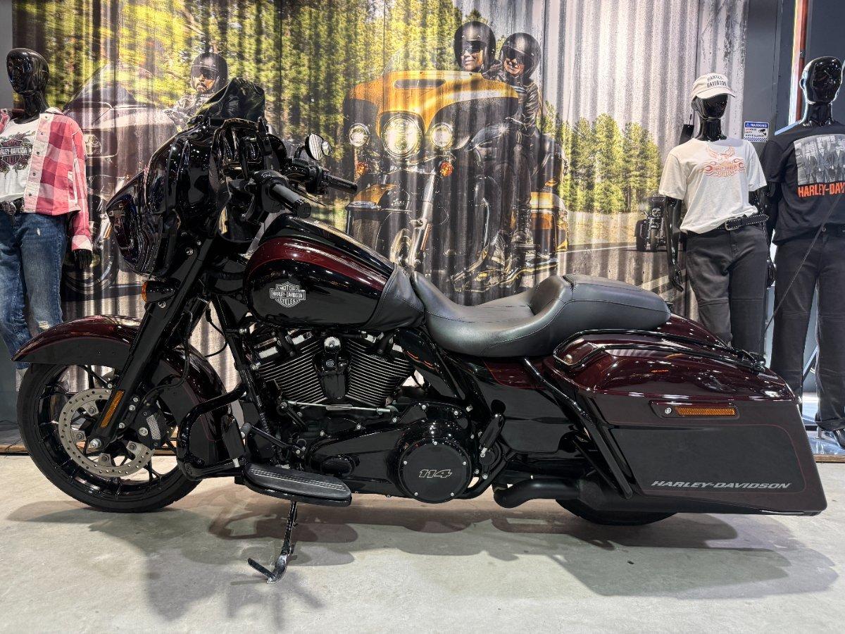 2022 HARLEY-DAVIDSON FLHXS STREET GLIDE SPECIAL CRUISER