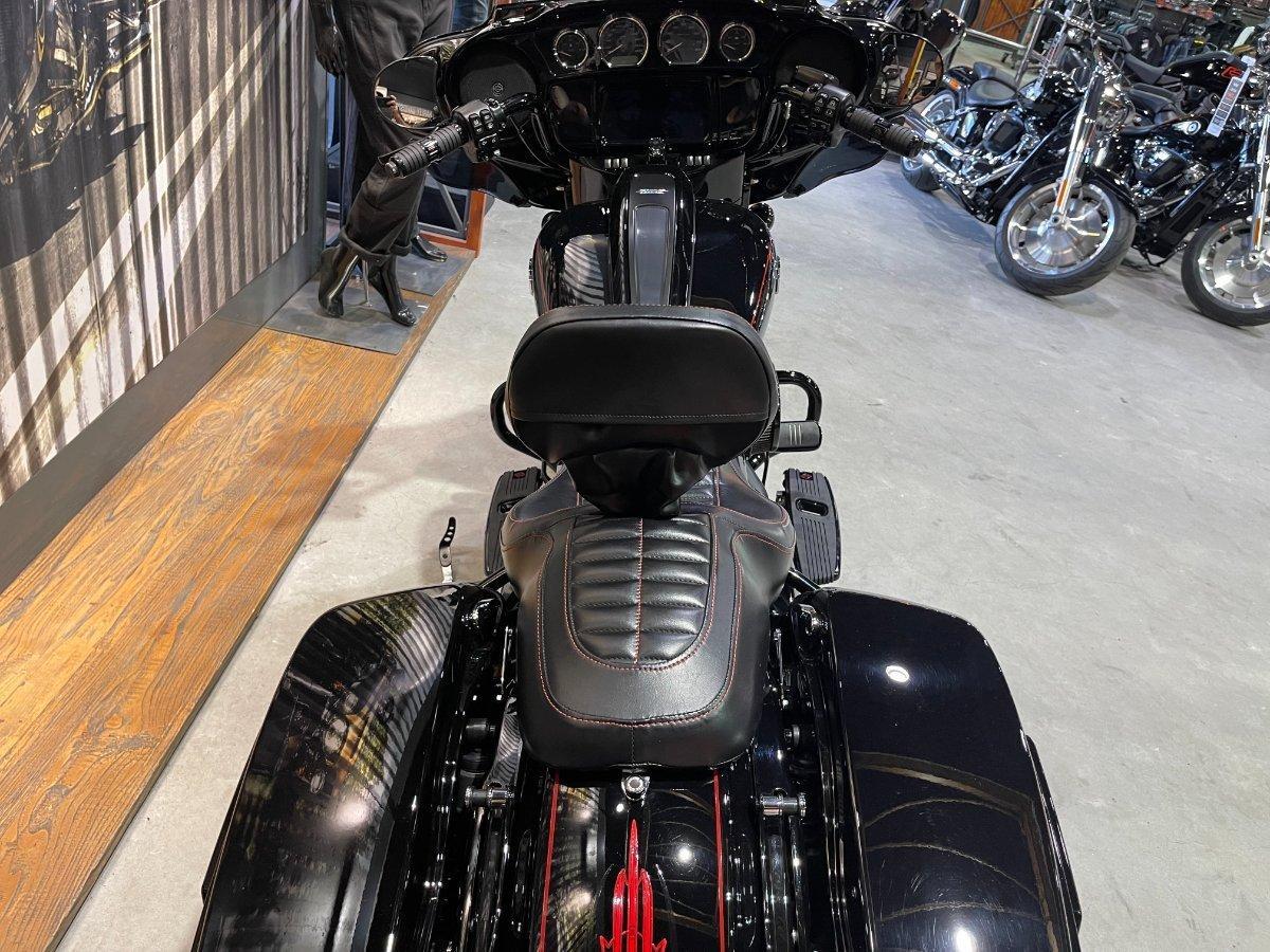 2023 HARLEY-DAVIDSON FLHXS STREET GLIDE SPECIAL CRUISER