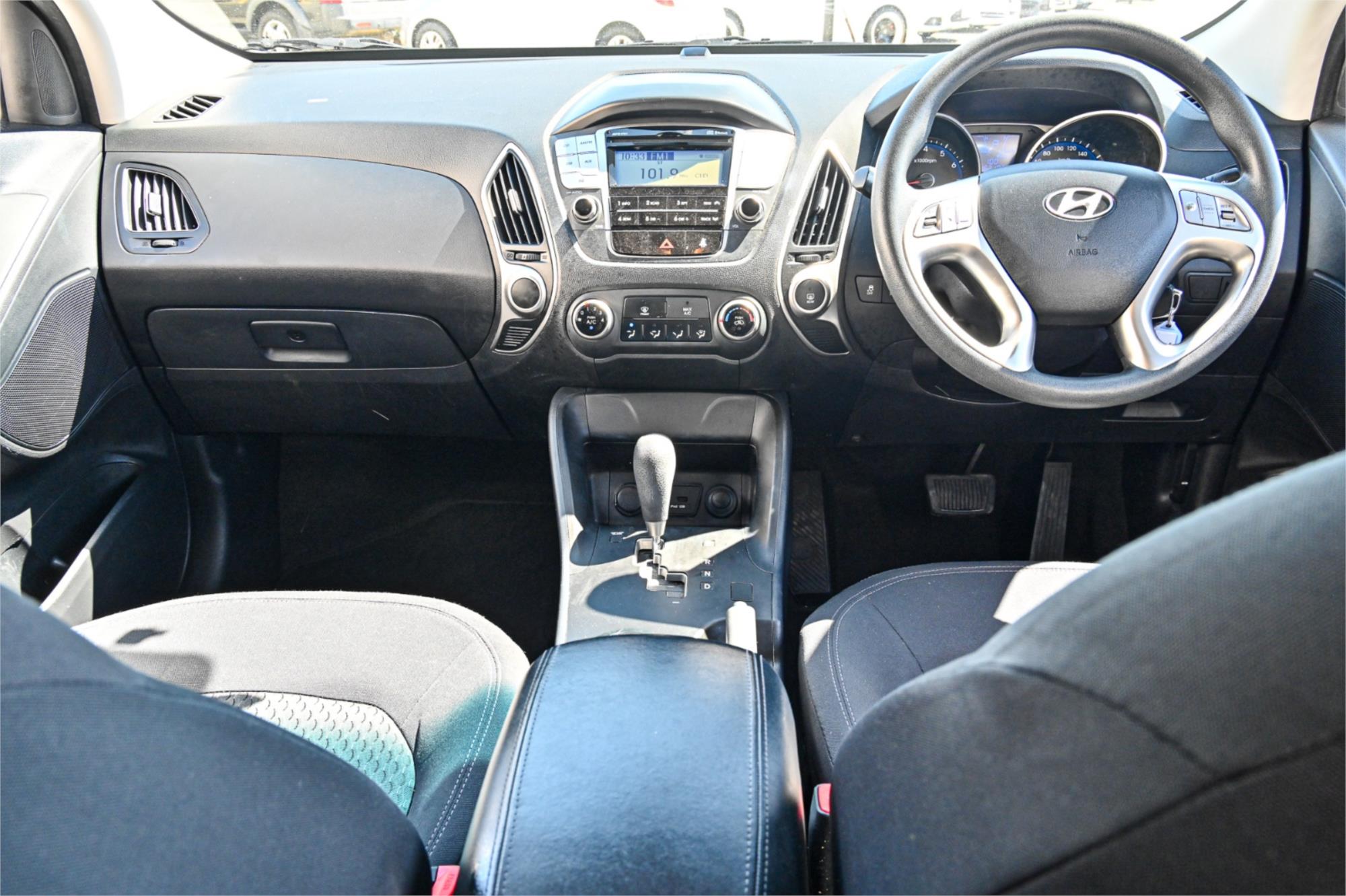 2012 HYUNDAI iX35 LM MY11 ACTIVE (FWD) 6 SP AUTOMATIC 4D WAGON