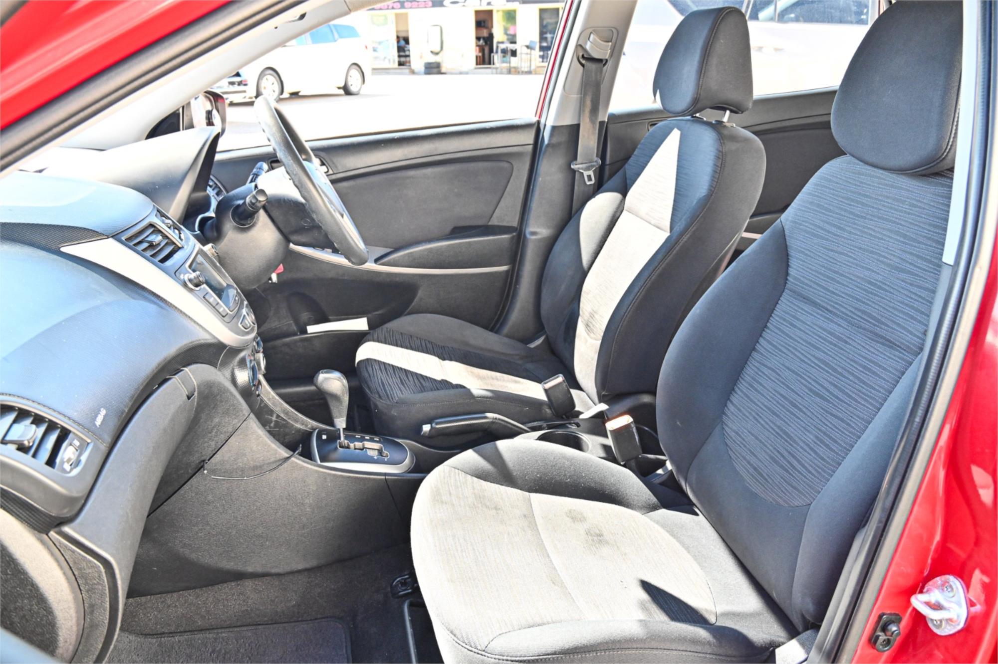 2016 HYUNDAI ACCENT RB3 MY16 ACTIVE CVT AUTO 6 SPEED 5D HATCHBACK