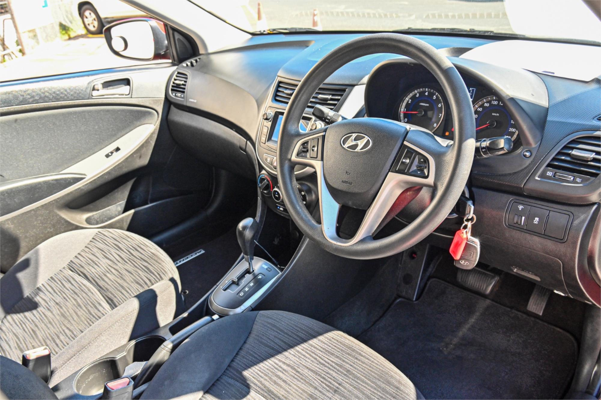 2016 HYUNDAI ACCENT RB3 MY16 ACTIVE CVT AUTO 6 SPEED 5D HATCHBACK
