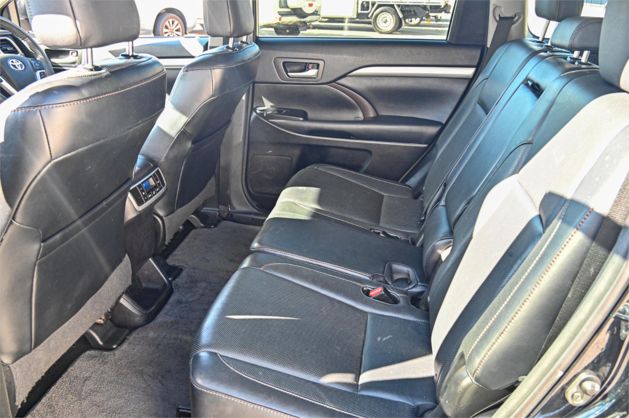 2016 TOYOTA KLUGER GSU55R GXL (4x4) 6 SP AUTOMATIC 4D WAGON