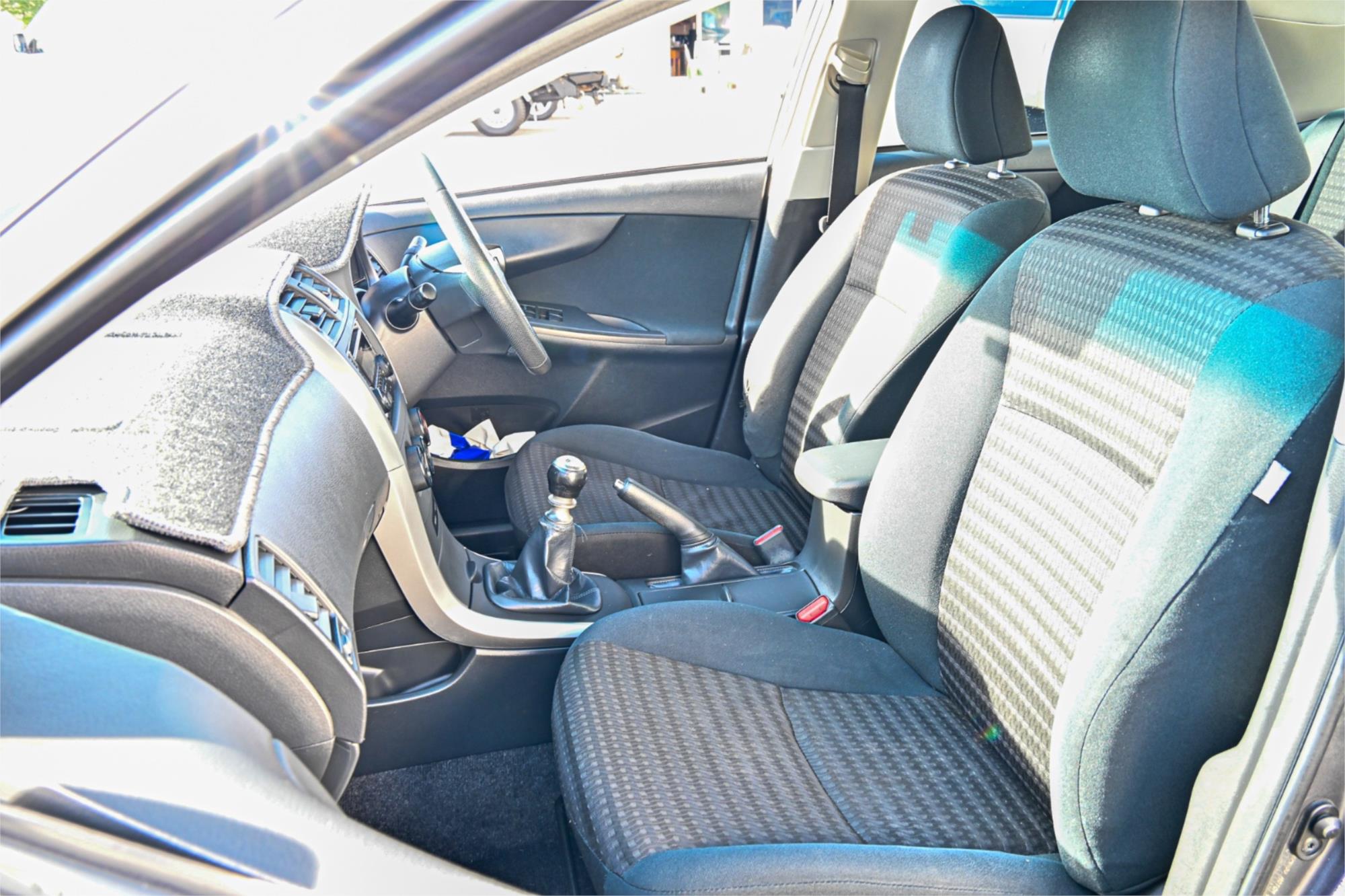2012 TOYOTA COROLLA ZRE152R MY11 ASCENT 6 SP MANUAL 4D SEDAN