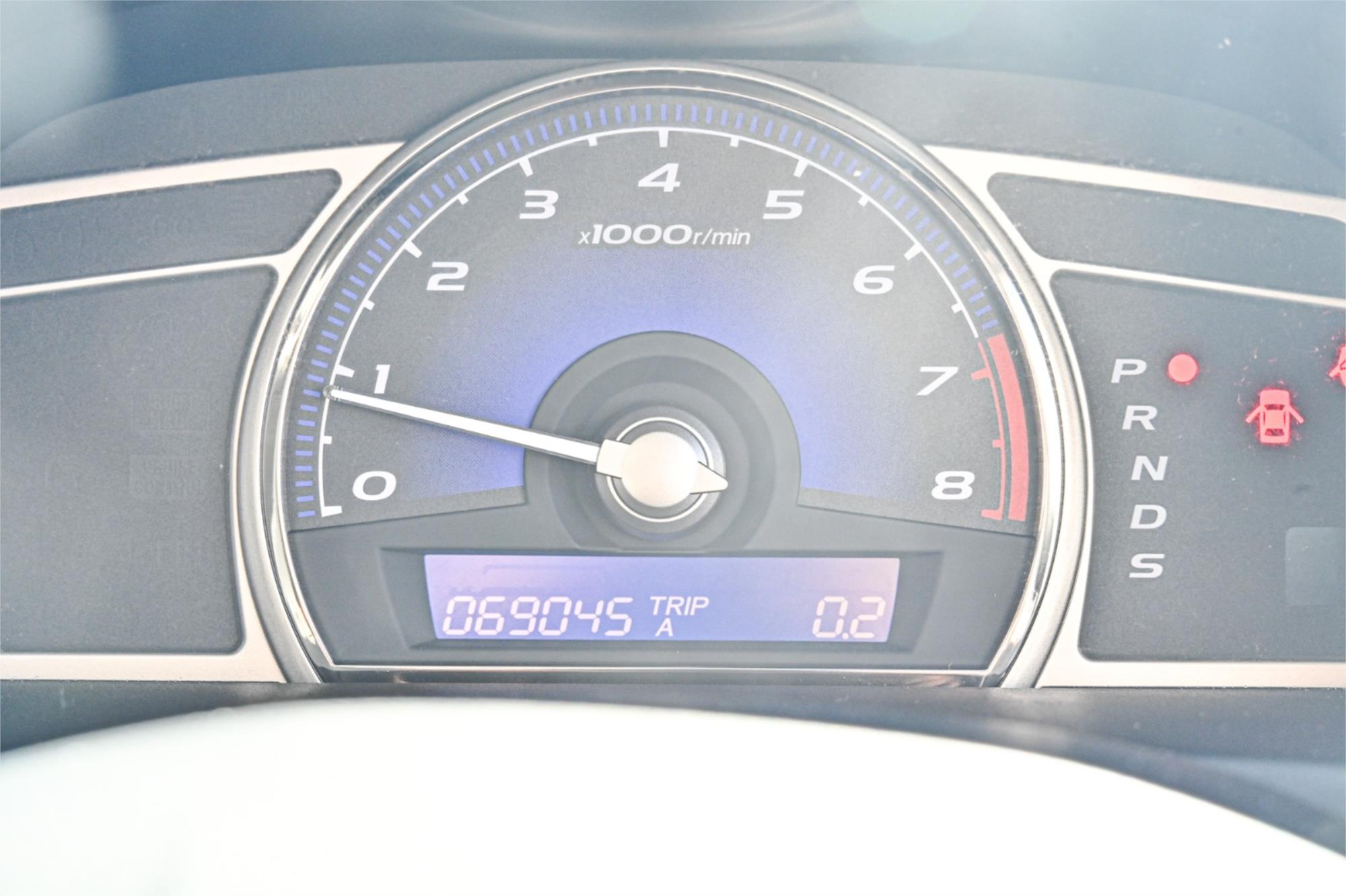 2010 HONDA CIVIC MY09 VTi-L 5 SP AUTOMATIC 4D SEDAN