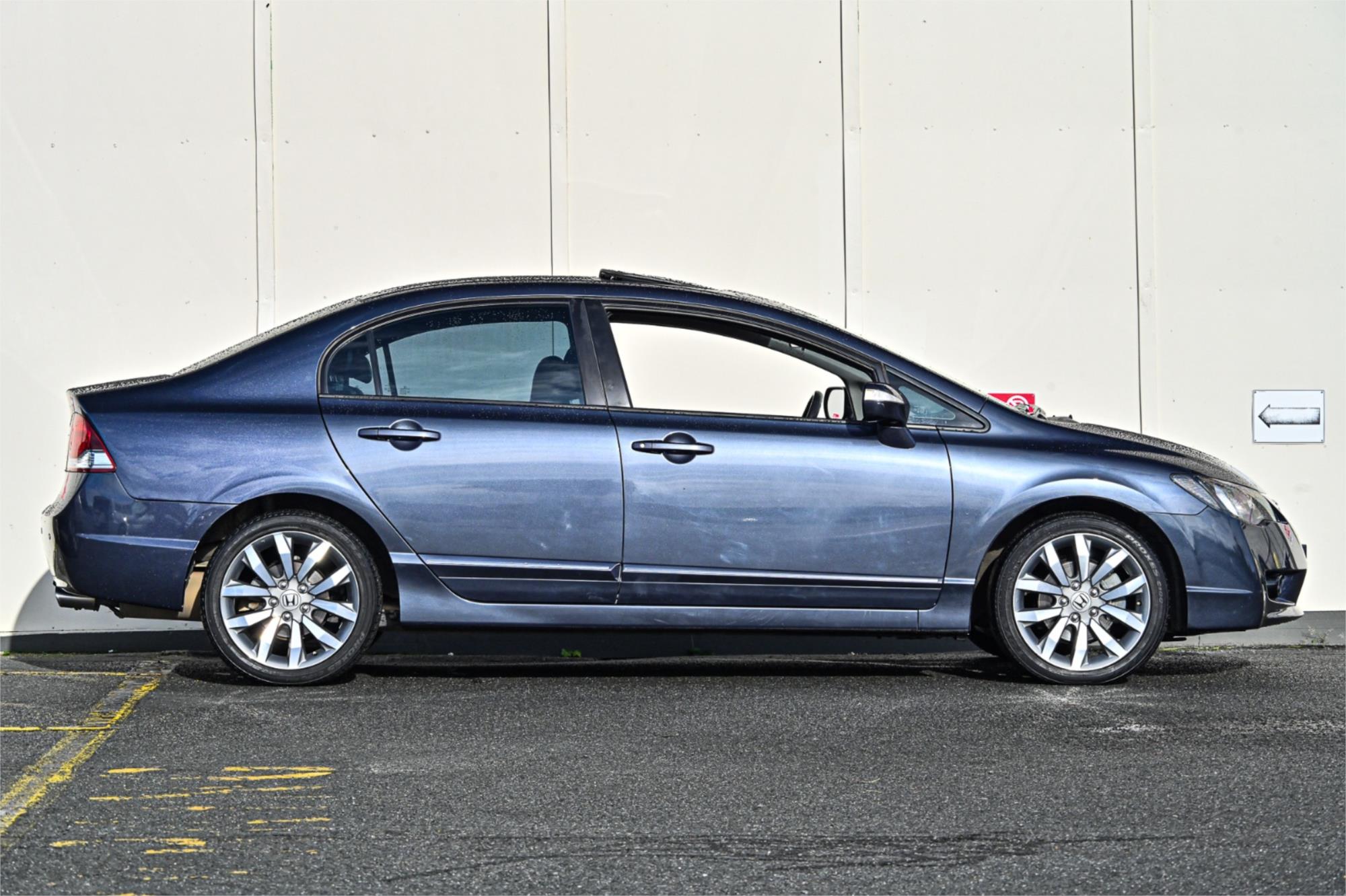 2010 HONDA CIVIC MY09 VTi-L 5 SP AUTOMATIC 4D SEDAN