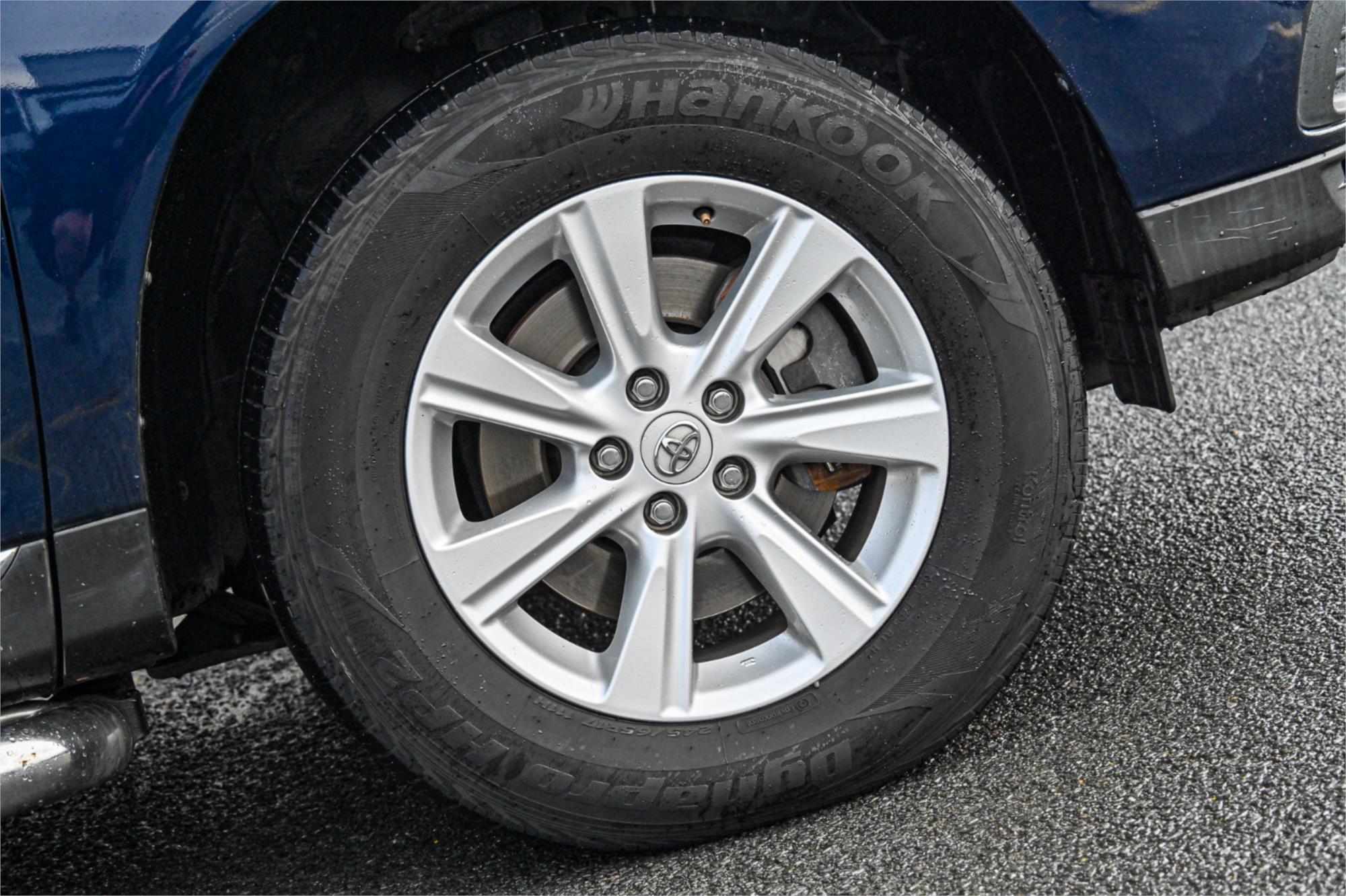 2013 TOYOTA KLUGER GSU40R MY11 UPGRADE KX-R (FWD) 7 SEAT 5 SP AUTOMATIC 4D WAGON