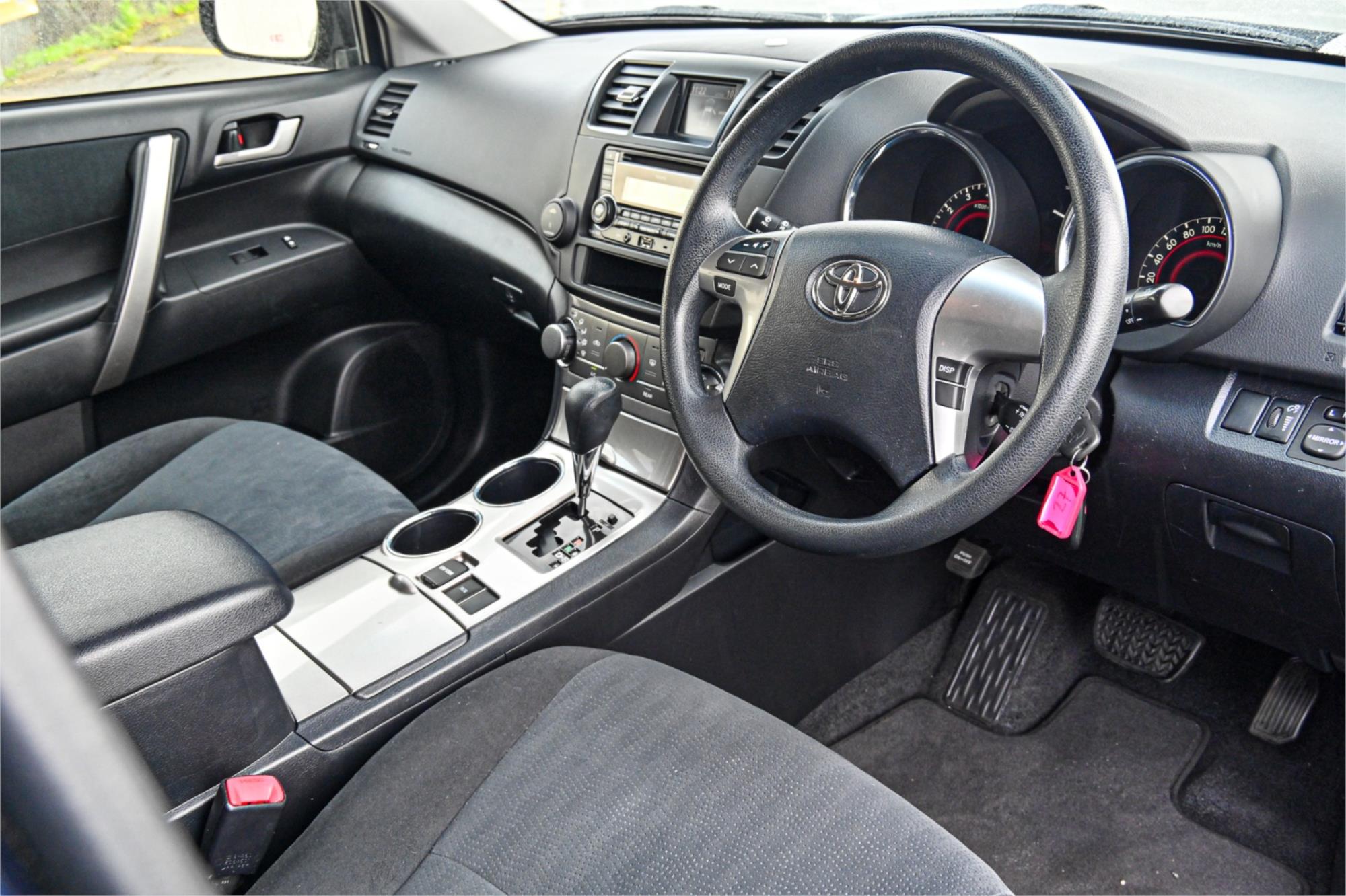 2013 TOYOTA KLUGER GSU40R MY11 UPGRADE KX-R (FWD) 7 SEAT 5 SP AUTOMATIC 4D WAGON