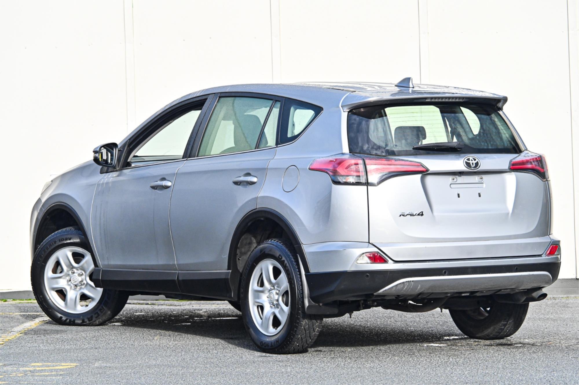2018 TOYOTA RAV4 ZSA42R MY18 GX (2WD) CONTINUOUS VARIABLE 4D WAGON