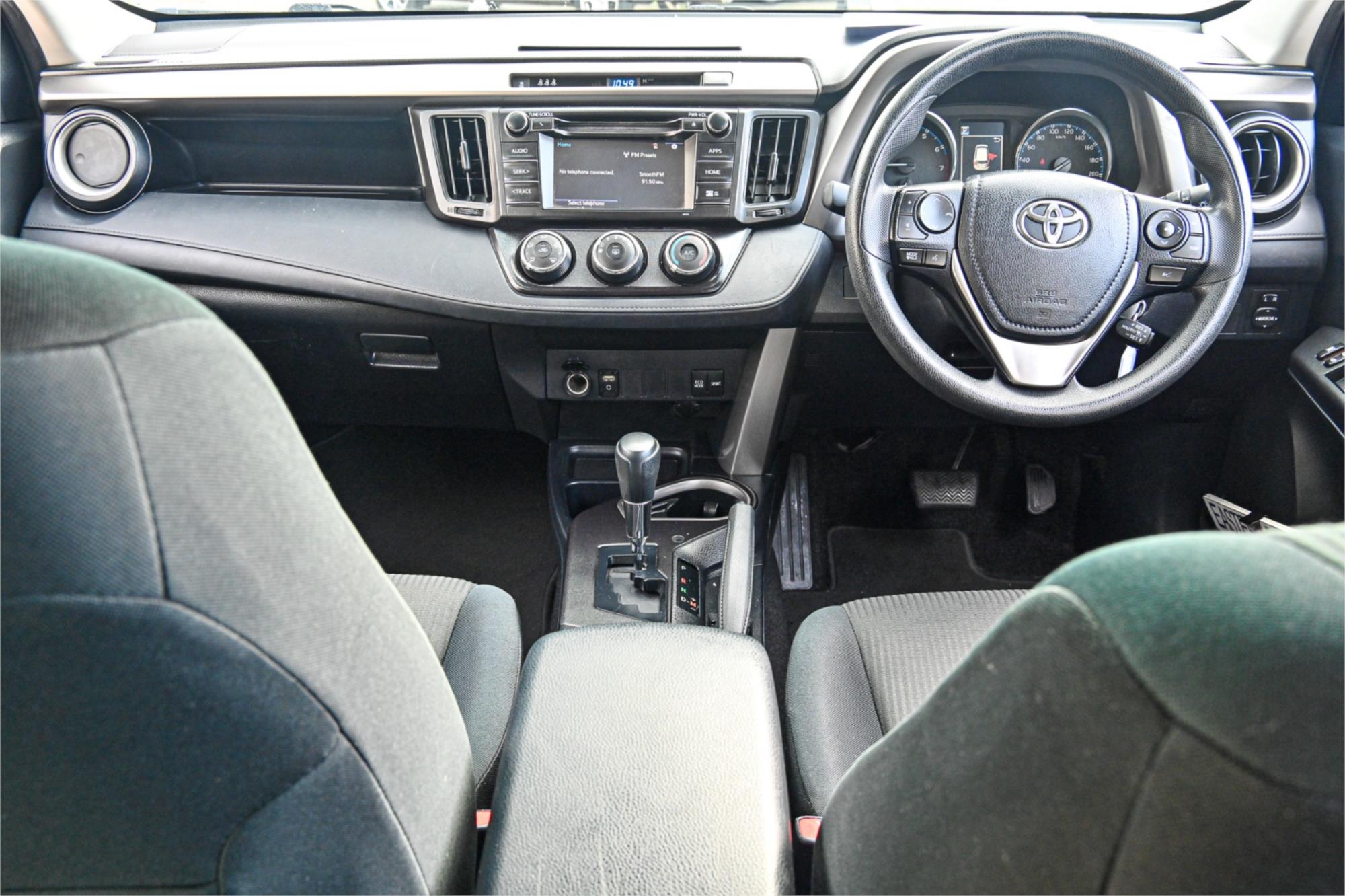 2018 TOYOTA RAV4 ZSA42R MY18 GX (2WD) CONTINUOUS VARIABLE 4D WAGON