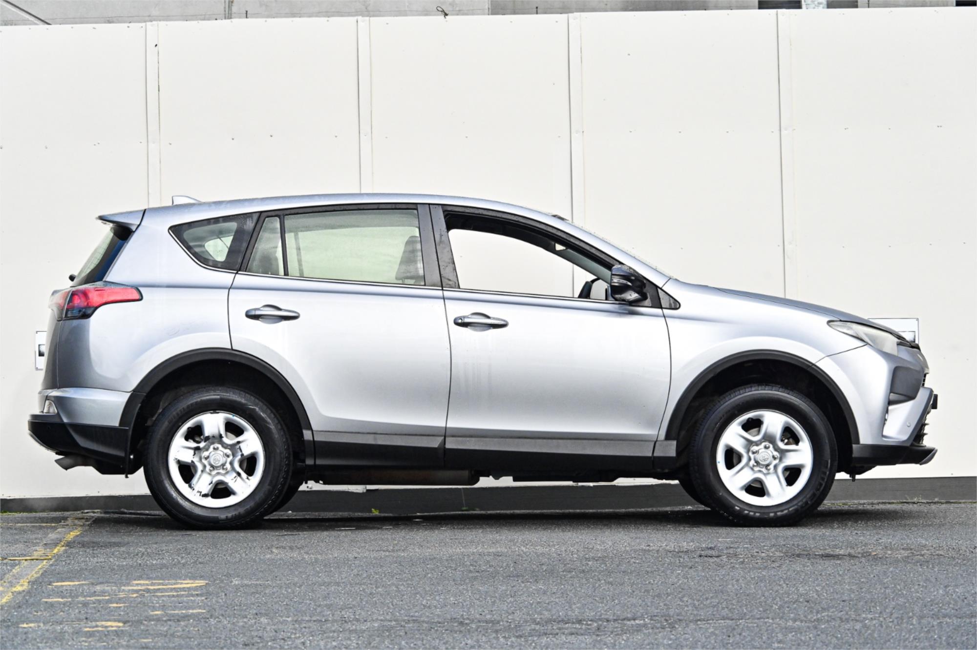 2018 TOYOTA RAV4 ZSA42R MY18 GX (2WD) CONTINUOUS VARIABLE 4D WAGON