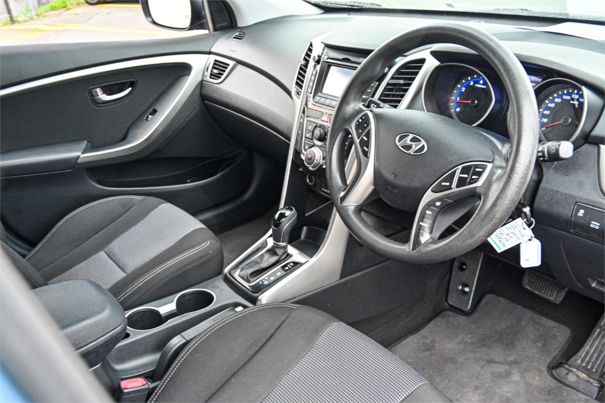 2013 HYUNDAI i30 GD ACTIVE 6 SP AUTOMATIC 5D HATCHBACK