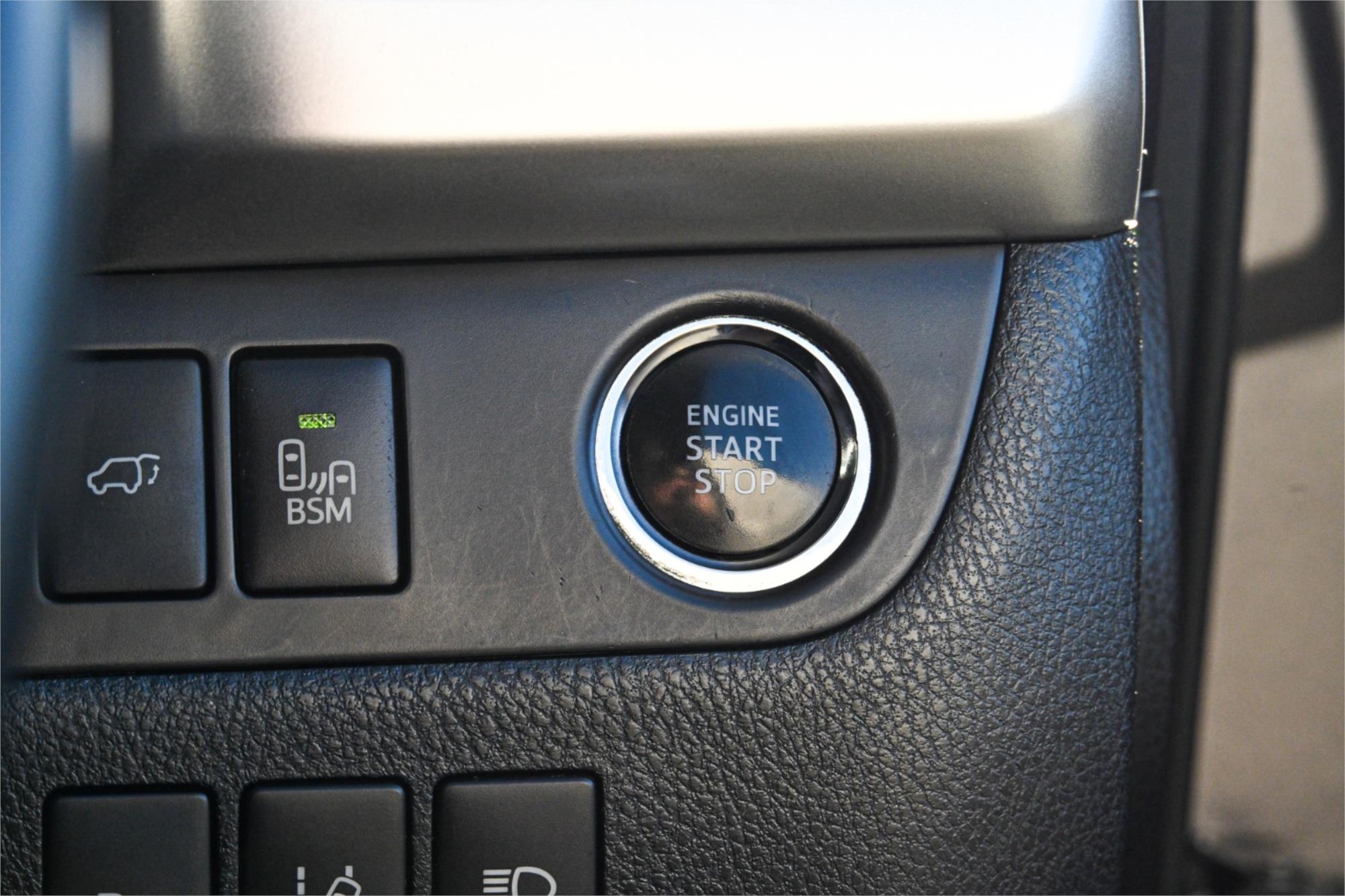 2016 TOYOTA KLUGER GSU55R GRANDE (4x4) 6 SP AUTOMATIC 4D WAGON