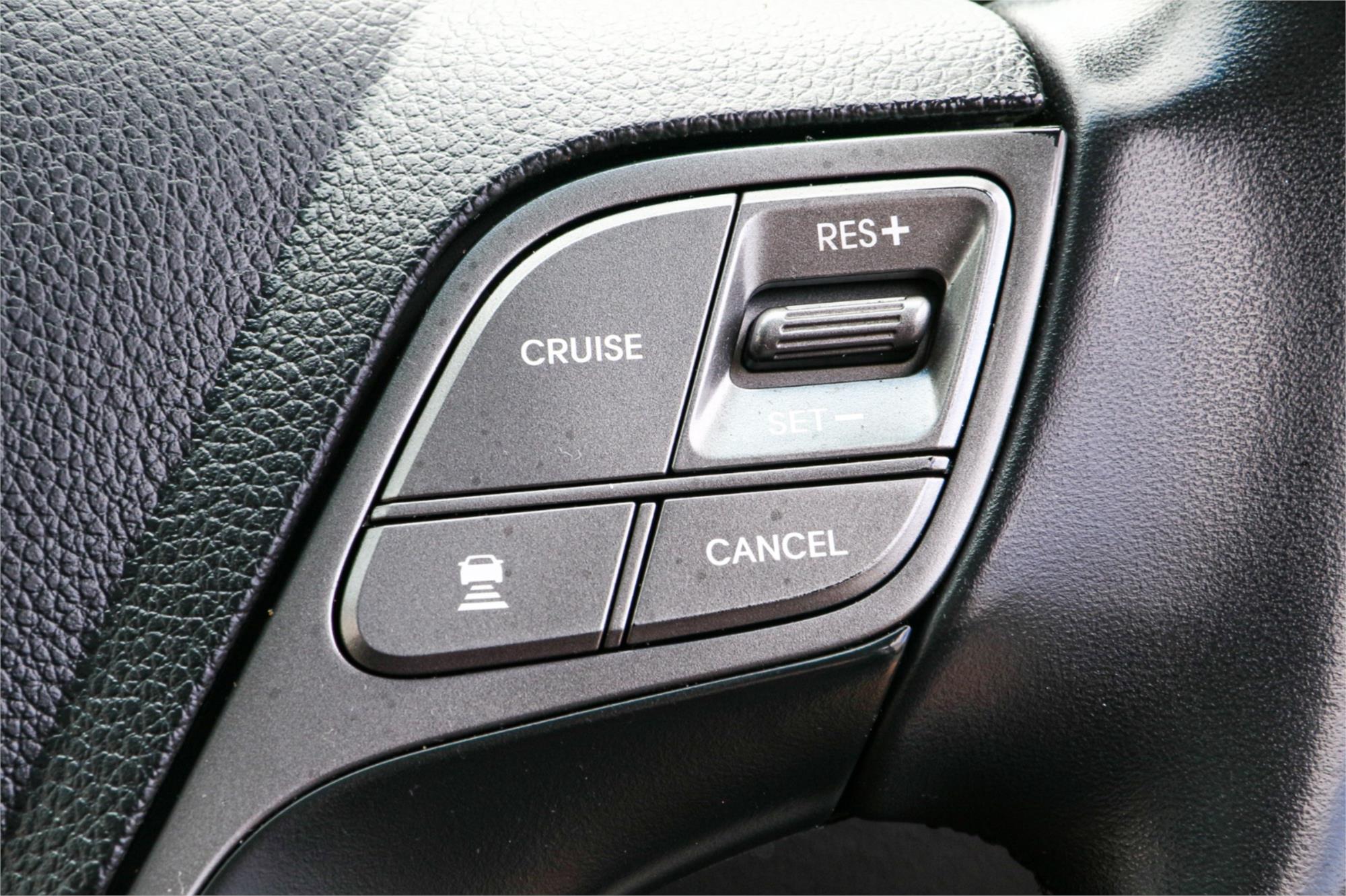 2015 HYUNDAI SANTA FE DM SERIES II (DM3) HIGHLANDER CRDi (4x4) 6 SP AUTOMATIC 4D WAGON
