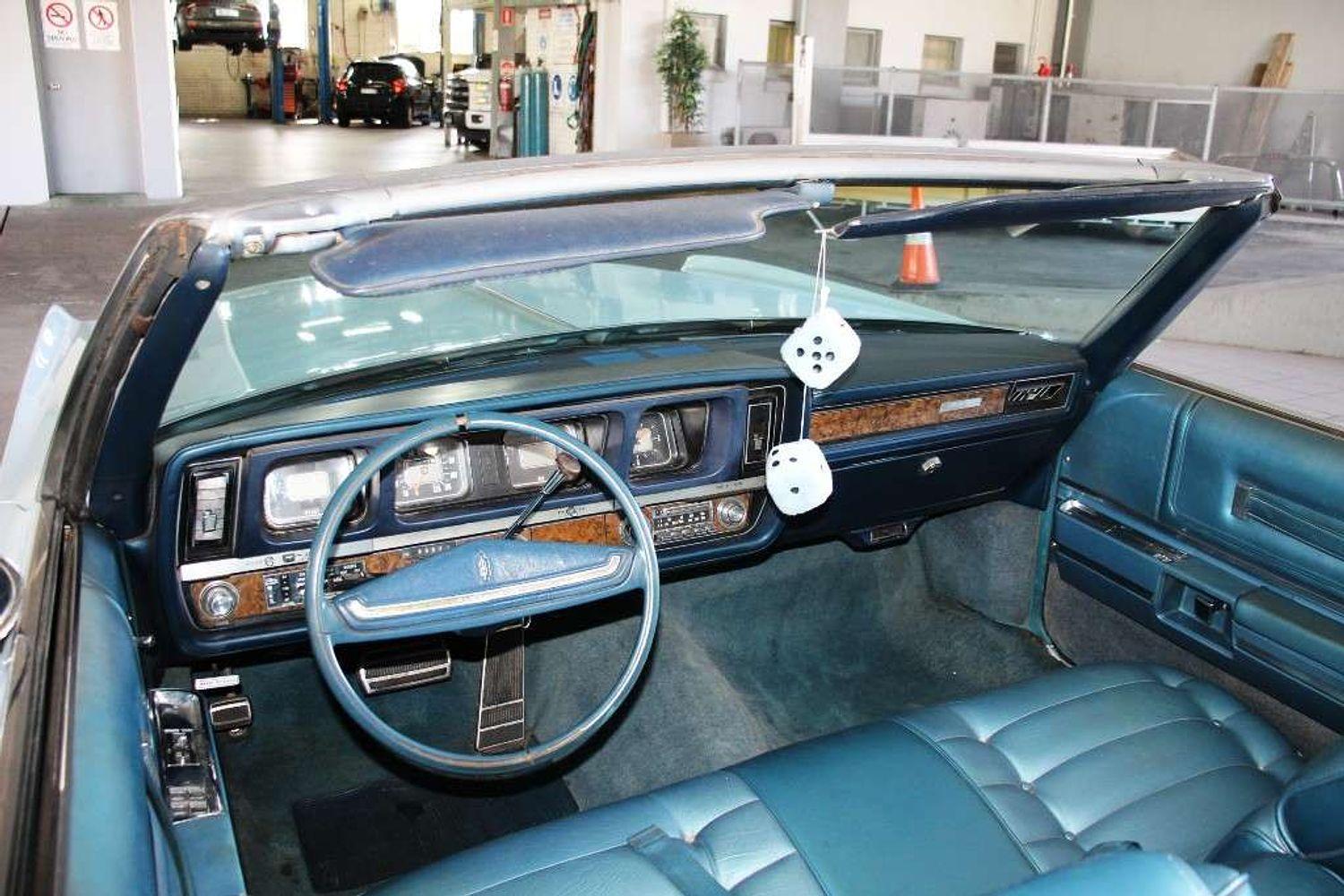 1970 OLDSMOBILE NINETY-EIGHT AUTO COUPE