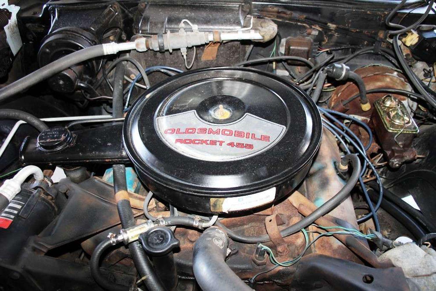 1970 OLDSMOBILE NINETY-EIGHT AUTO COUPE