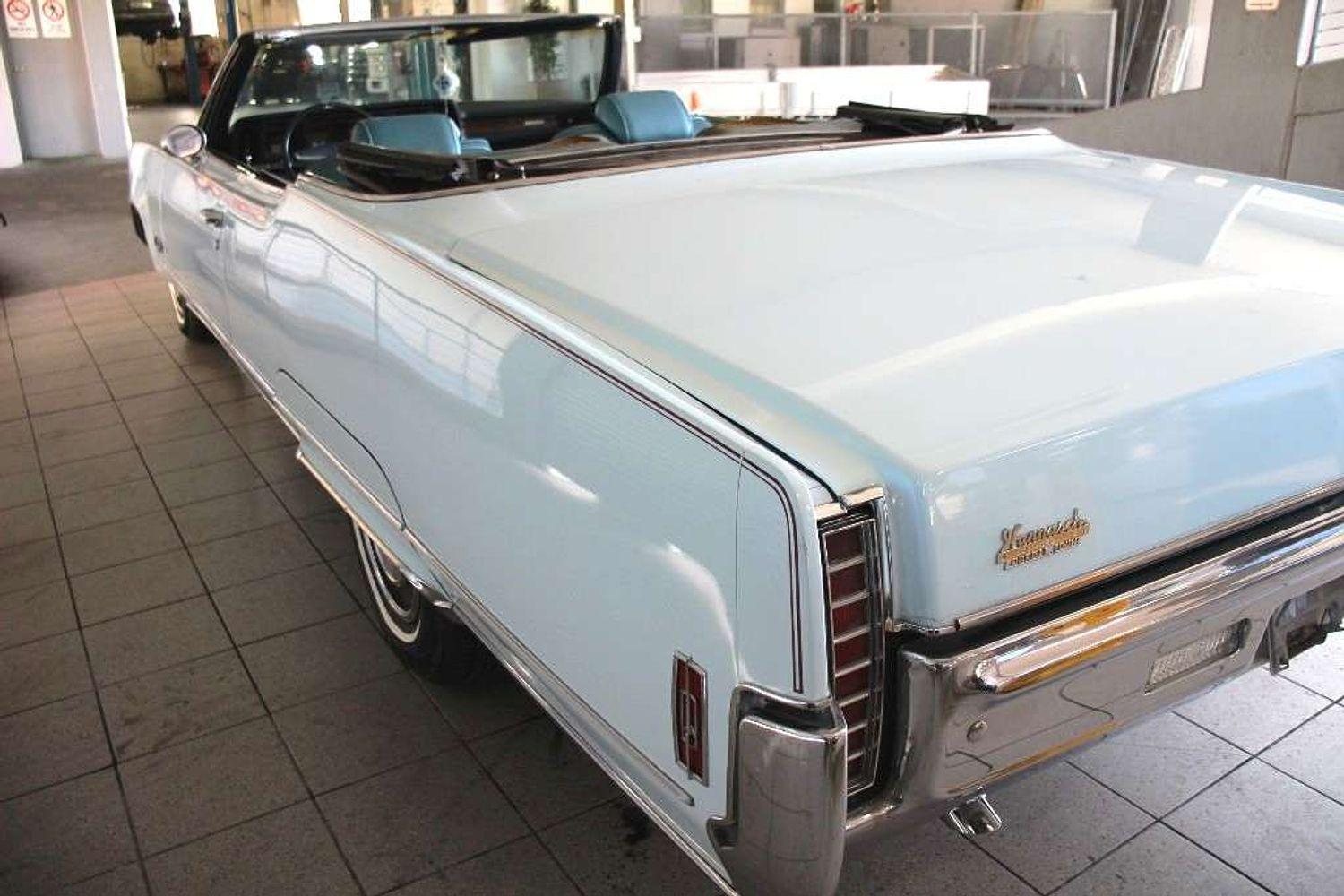 1970 OLDSMOBILE NINETY-EIGHT AUTO COUPE