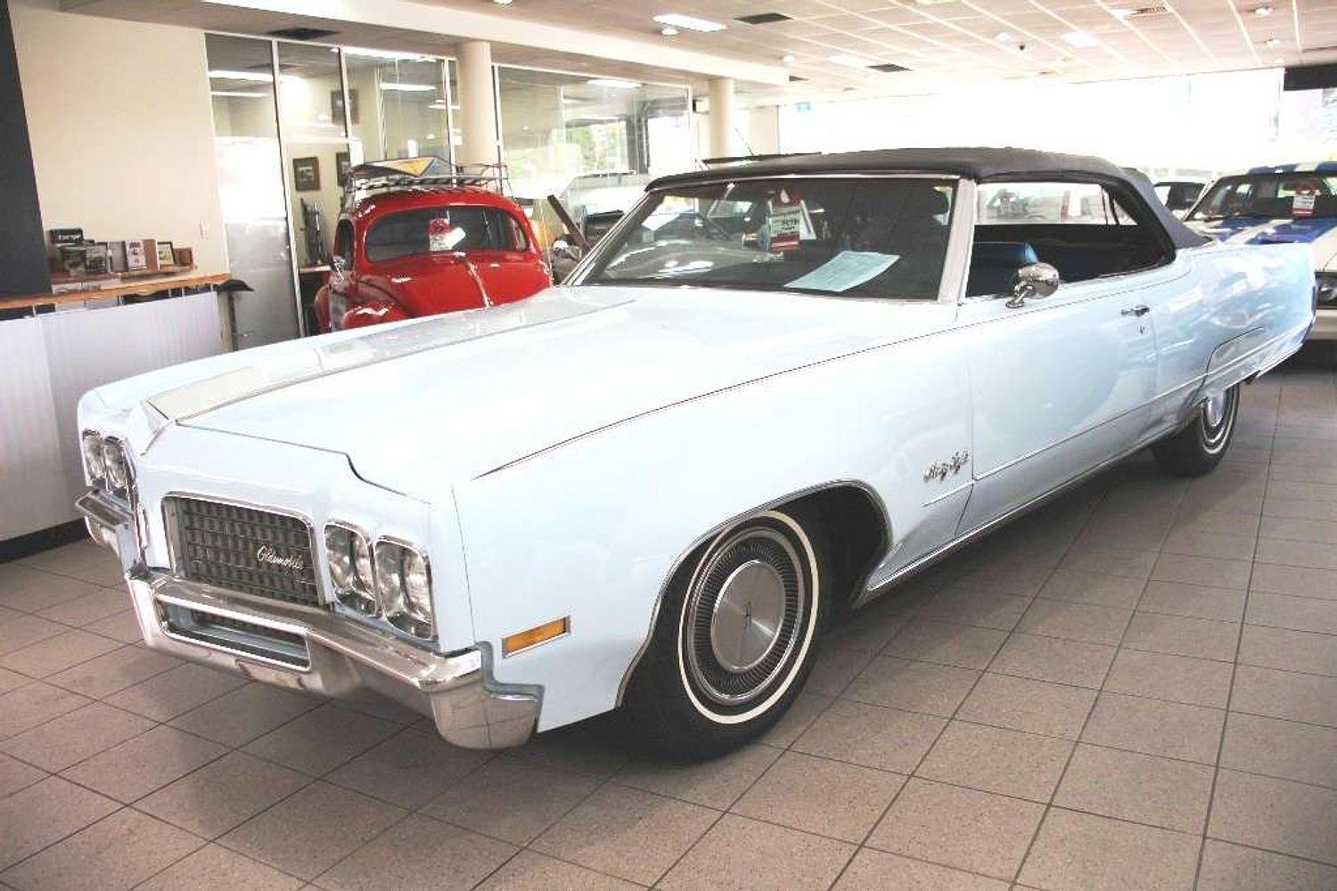 1970 OLDSMOBILE NINETY-EIGHT AUTO COUPE
