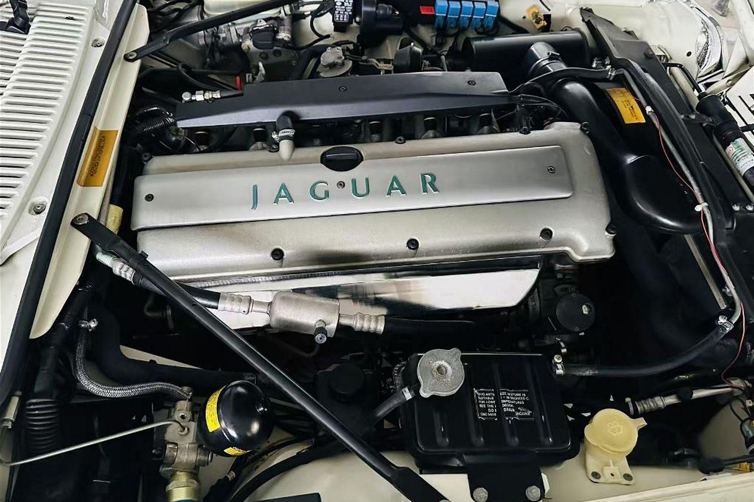 1995 JAGUAR XJS V12 4 SP AUTOMATIC 2D COUPE