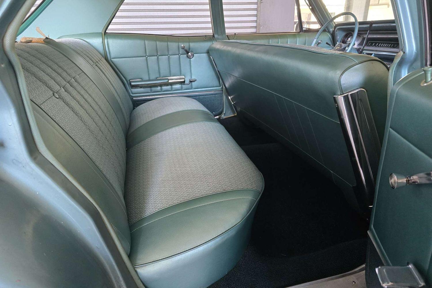 1965 CHEVROLET IMPALA AUTOMATIC 4D HARDTOP