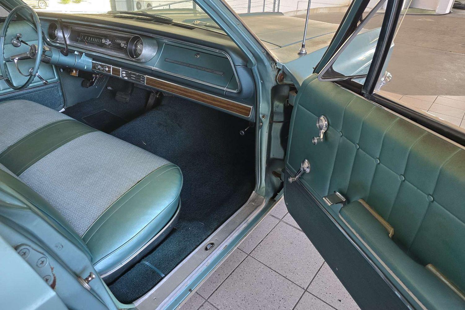 1965 CHEVROLET IMPALA AUTOMATIC 4D HARDTOP