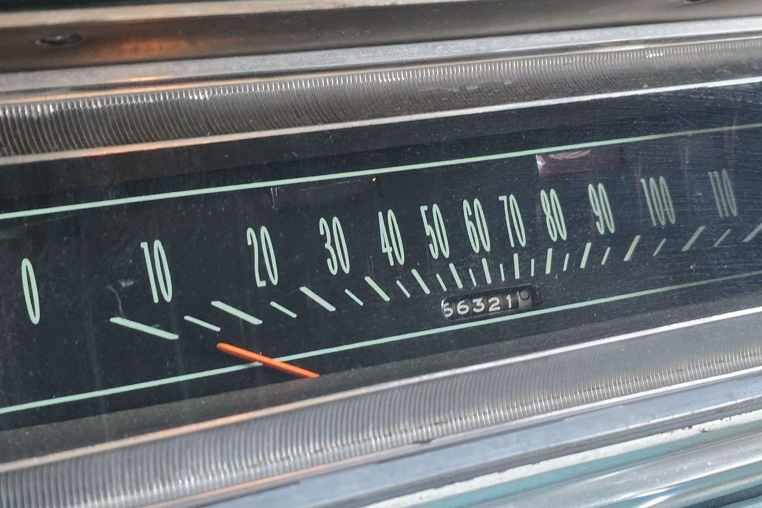 1965 CHEVROLET IMPALA AUTOMATIC 4D HARDTOP