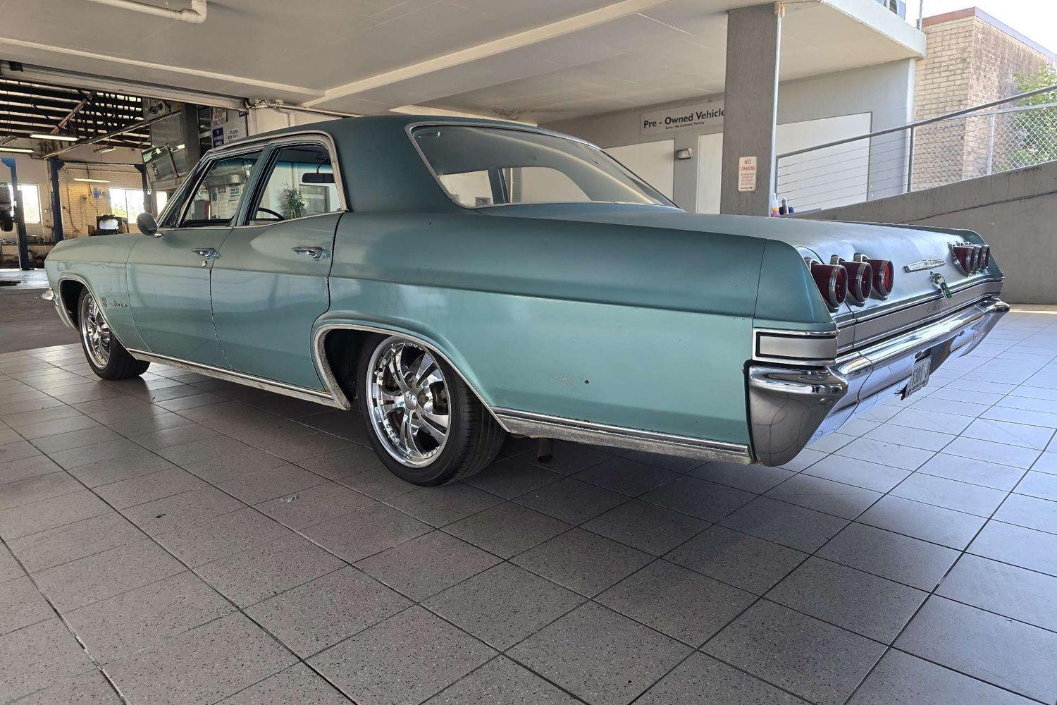 1965 CHEVROLET IMPALA AUTOMATIC 4D HARDTOP