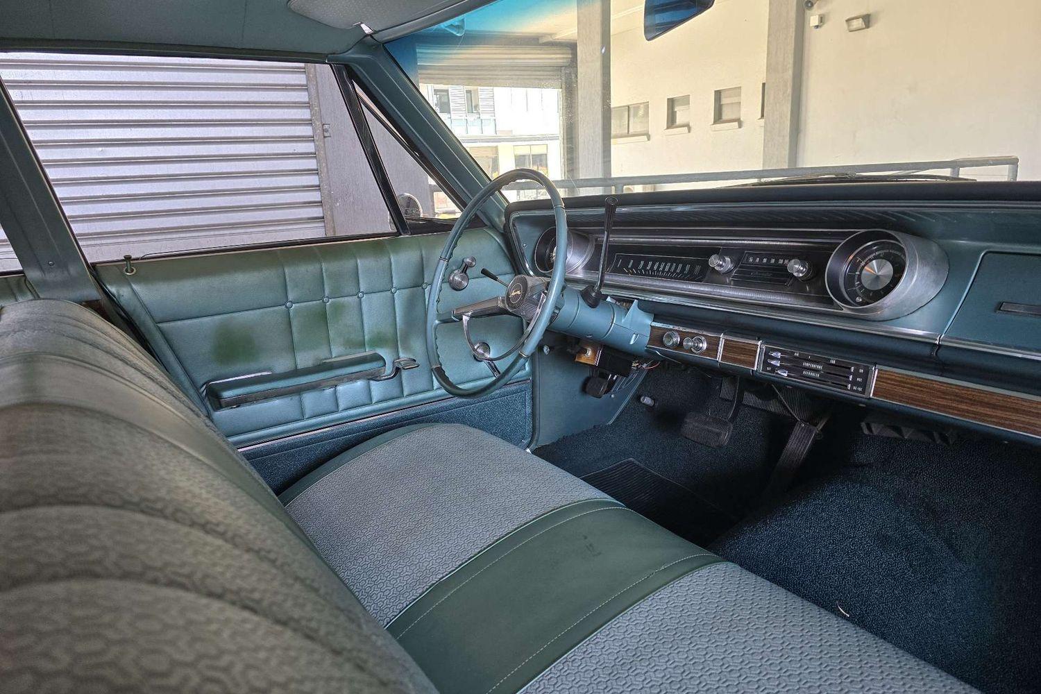 1965 CHEVROLET IMPALA AUTOMATIC 4D HARDTOP
